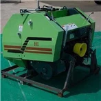 mini stroj za balirke za okroglo seno